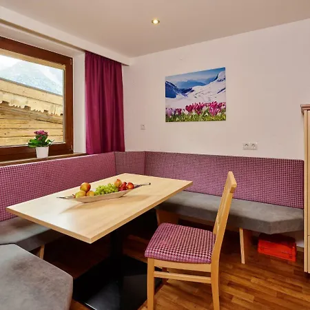 A4 Superior 5 Personen Apartment Solden
